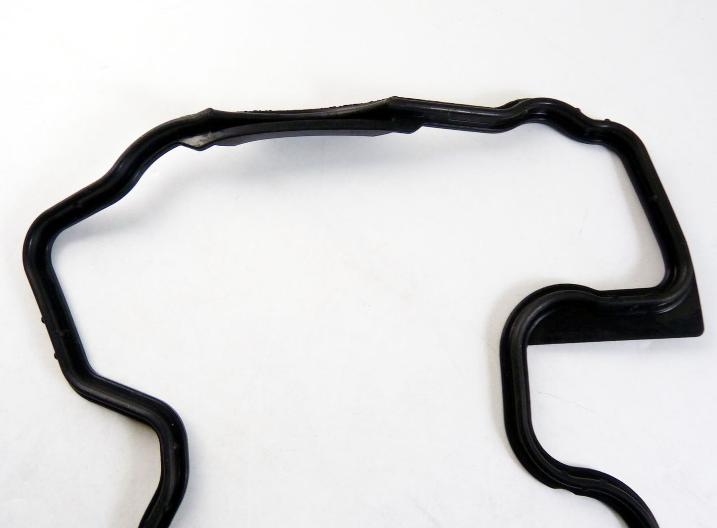 Engine rocker arm valve cover gasket suitable for Mercedes-Benz SLK55 G55 AMG E500 1130160321