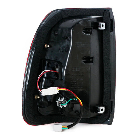 The left-side taillight, rear brake light, and turn signal light are applicable to the for Lexus LX470 (July 2003).