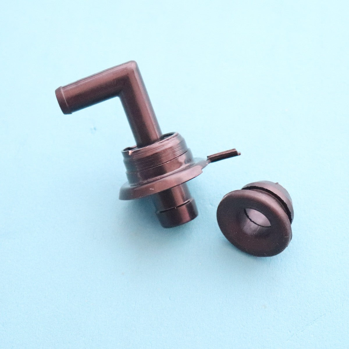 new for Toyota 90480-18001 cable rings and 12204-74030 PCV valves.