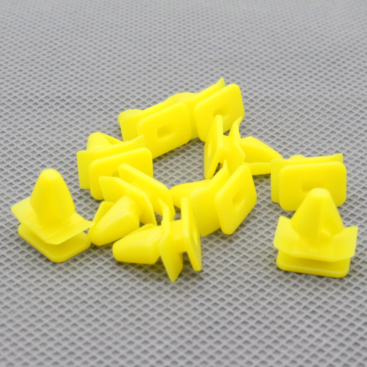 Side Moulding Clip for Volvo 30622764, Pack of 10 Pcs