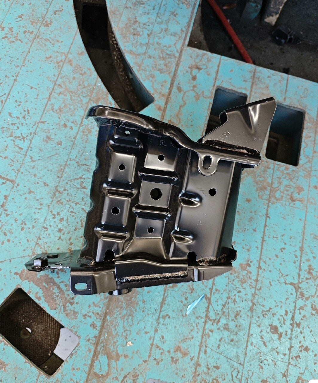 Front Right Bumper Stay Bracket 57013-0A010 for 2022-2025 for Toyota for Corolla Cross
