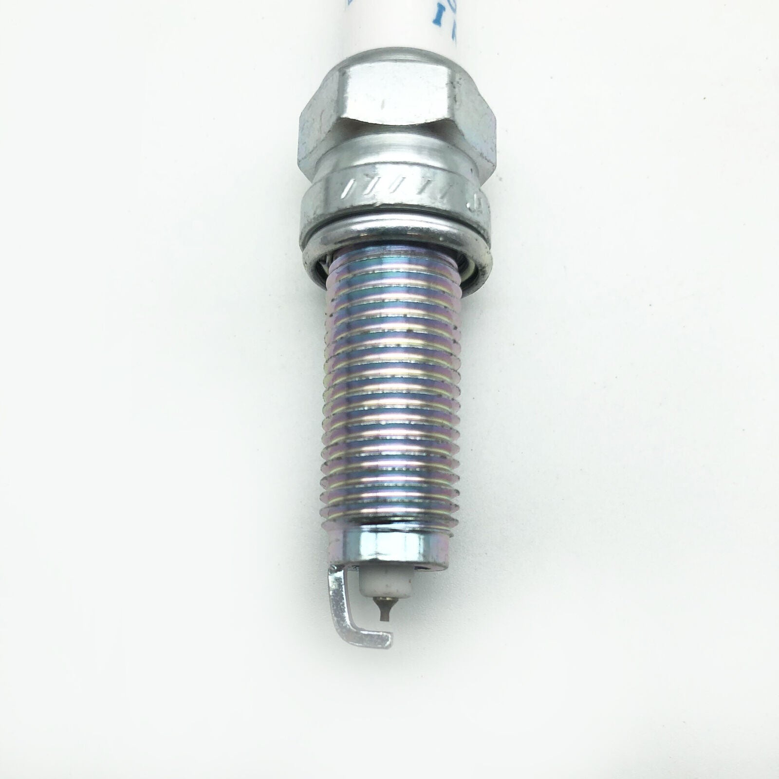 4-pack ILZKR7B11S 5787 laser iridium spark plugs recommended for Acura and for Honda .