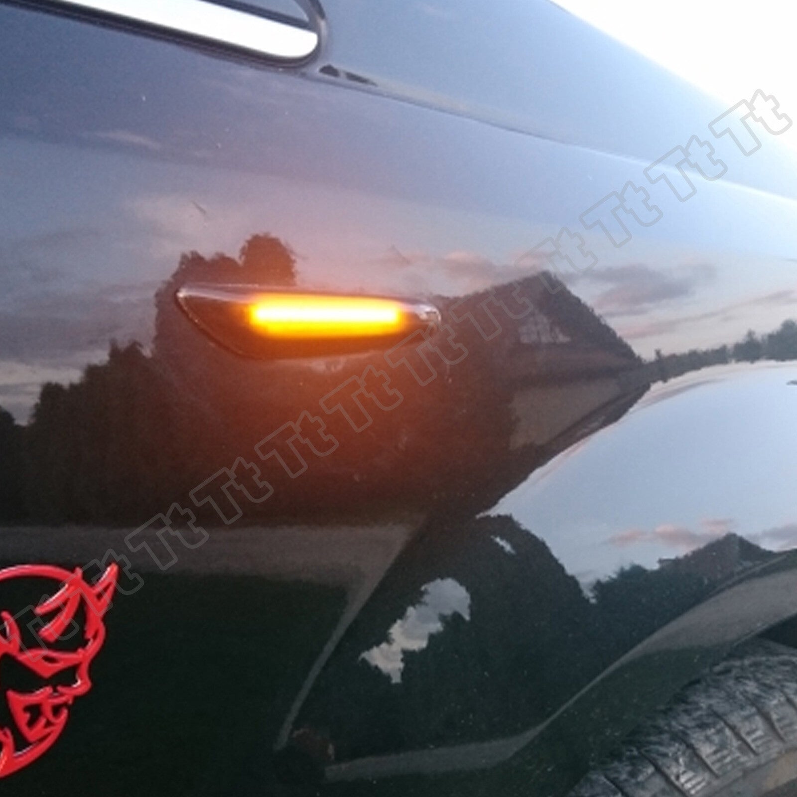 Sequential smoked LED side marker lights for BMW E60, E61, E82, E88, E90, E91, E92, E93
