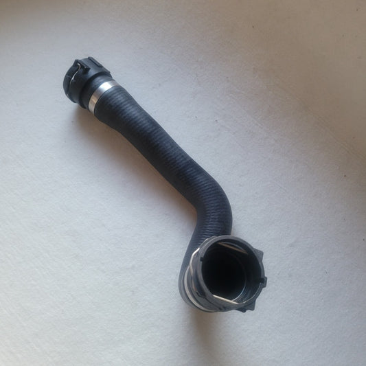 Upper radiator coolant hose suitable for Audi for A8 D4 2011 - 2018