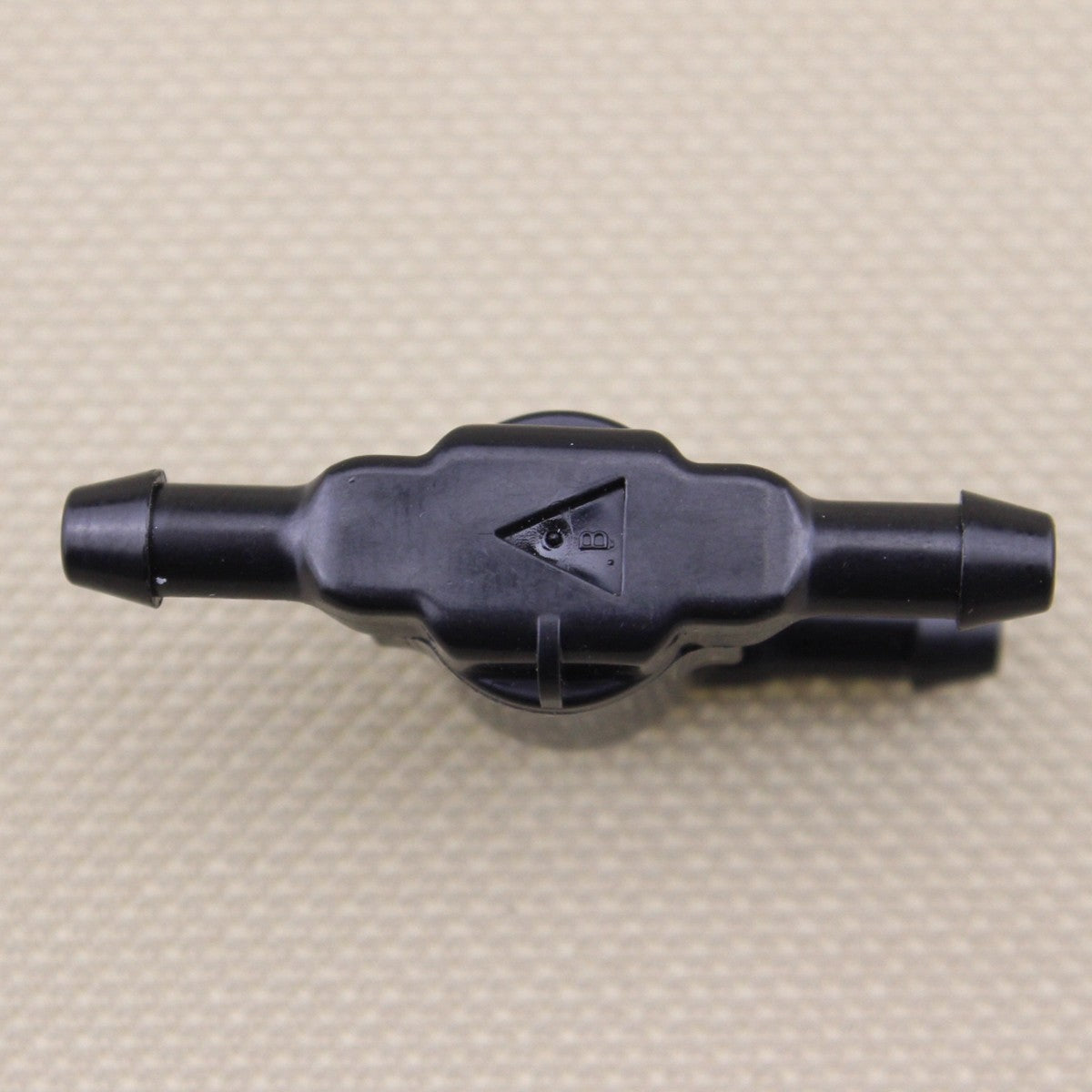 Suitable for Toyota for Corolla , Tundra, and for Lexus windshield wipers, washer, and check valve 85321-28020