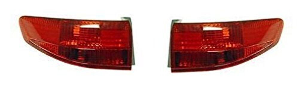 Suitable for 2003, 2004, and 2005 Accord Sedan - Pair of taillights/outer quarter-mount