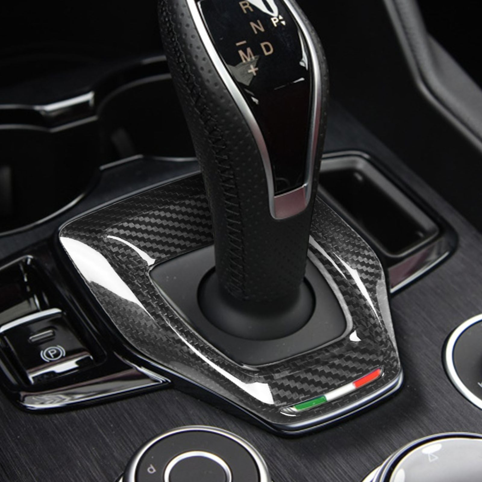 Real Carbon Fiber Gear Shift Panel Cover for Alfa Romeo Giulia / for Stelvio 2020-22