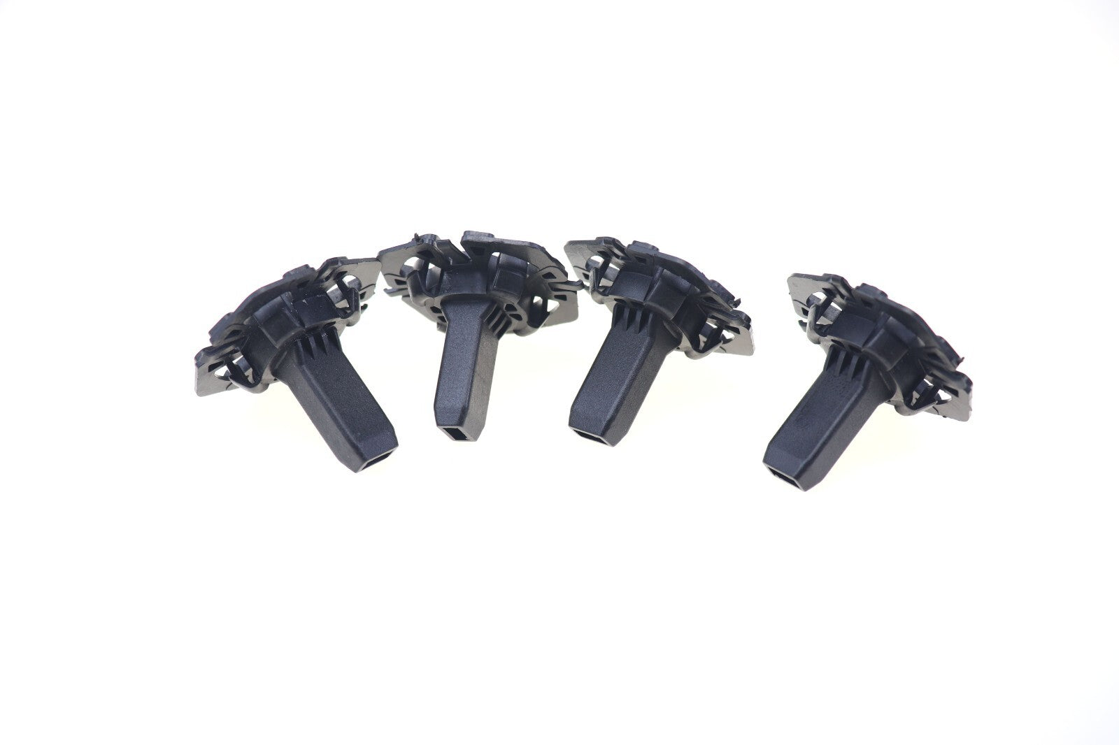 4pcs for BMW Coolant Radiator Fastening Element Clip 17118482944/17118619382