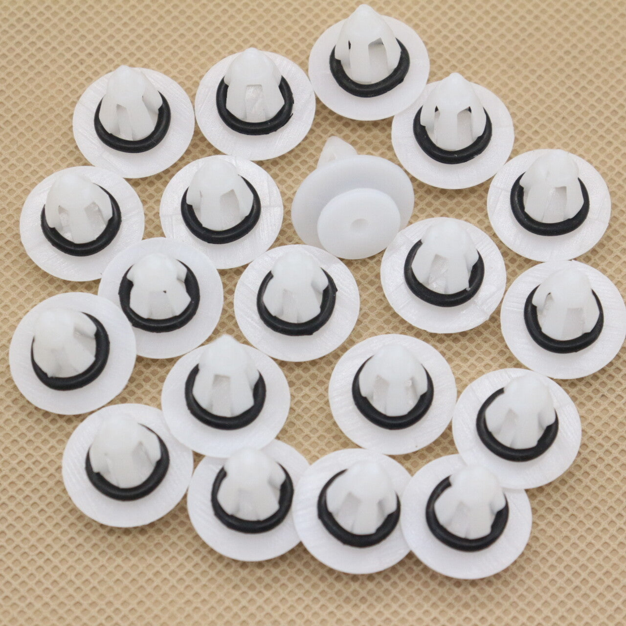 20pcs Exterior-Rocker Molding Clip with Seal 51-77-7-171-002 for BMW for Mini
