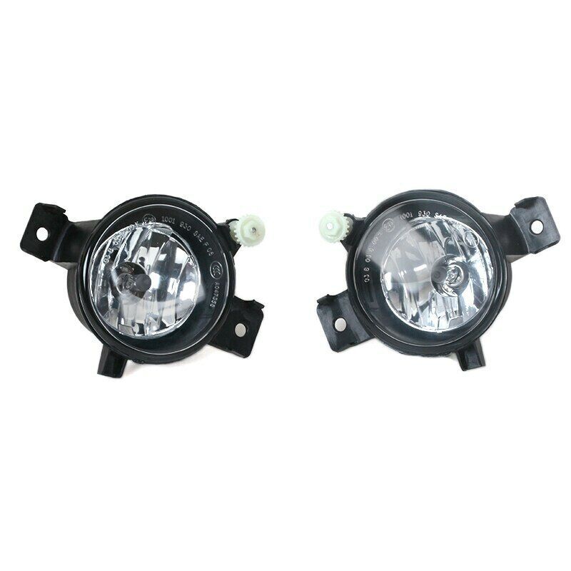 A pair of front bumper fog lights are available for the for BMW X5 E70 Sport Package 2011-2013.