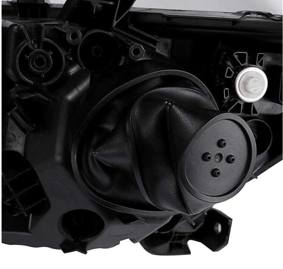 A pair of rubber-cased sealing caps automatic dust covers for automotive headlights, LED HID lights