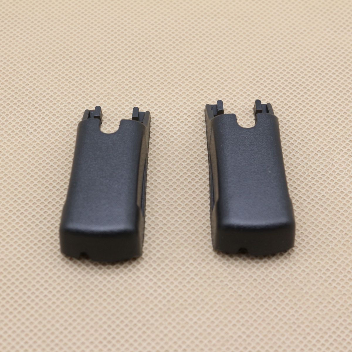 2-Piece Windshield Wiper Arm Clamp Holder W000050335 for Mercedes-Benz