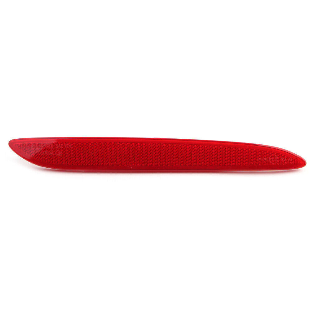 Rear Bumper Trim Side Reflector Red Light Fit for Jaguar XJ 2010-2017 Right Side