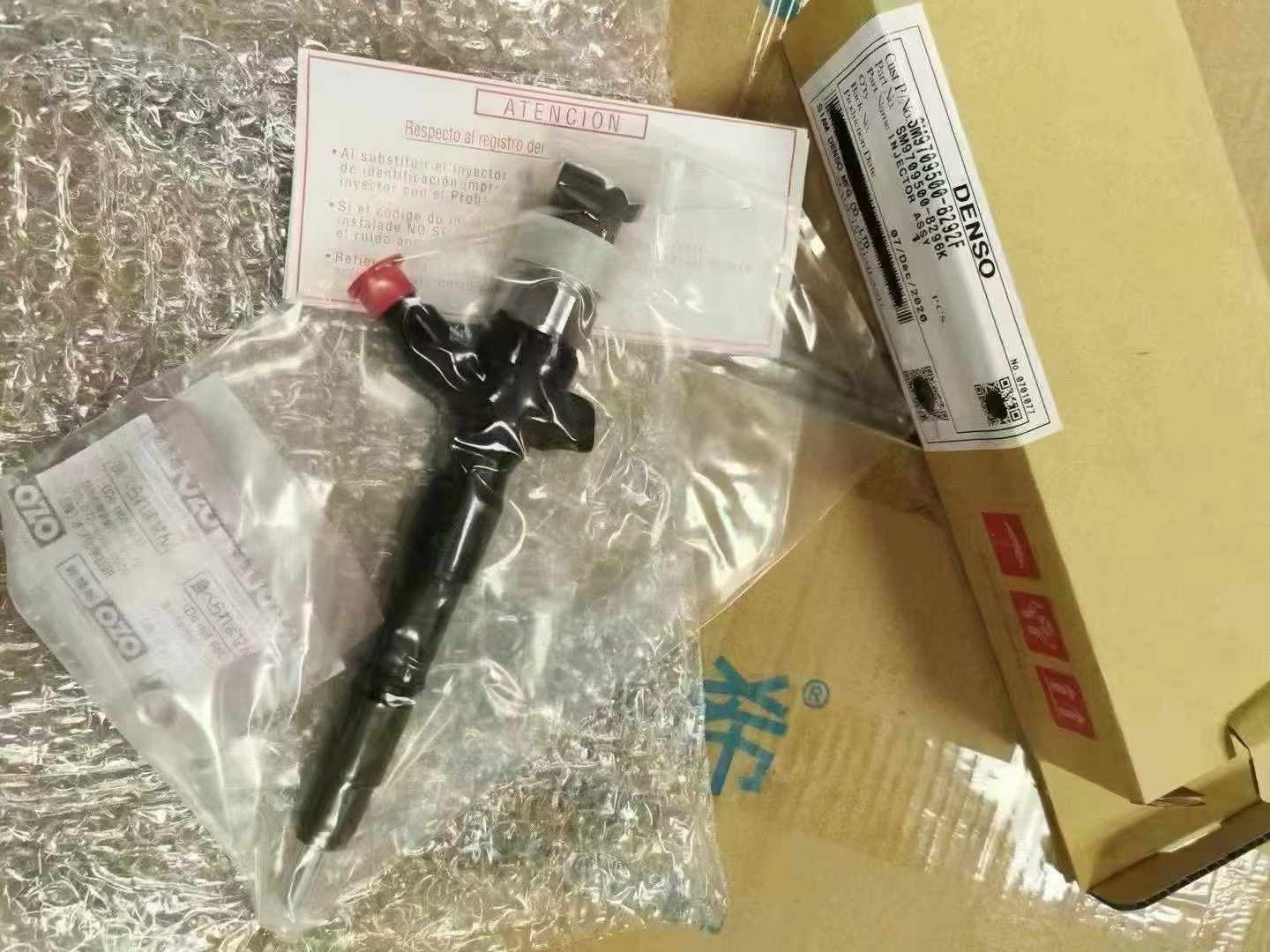NEW Diesel injector 23670-0L050 095000-8290 for Toyota Hilux Prado D4D 1KD-FTV