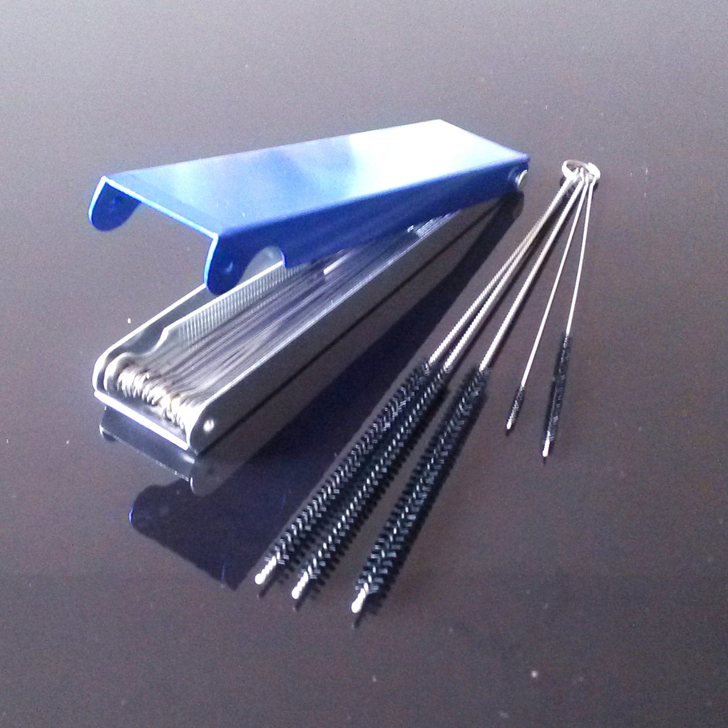 Motorcycle Atv Carburetor Carbon Deposit Jet Cleaning + Brush Tool