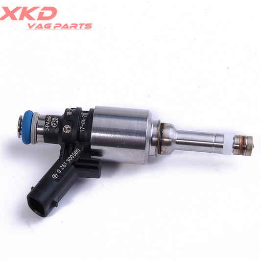 EA888 2.0T Fuel Injector Nozzle for VW for Golf for Jetta for Tiguan for Passat CBFA 06J906036N