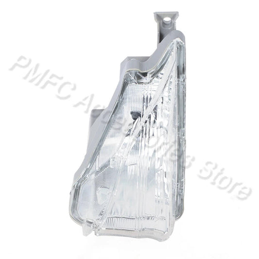 1. Dual fog lights, side corner lights, and turn signals applicable to for Toyota Prius C 2015-2016.