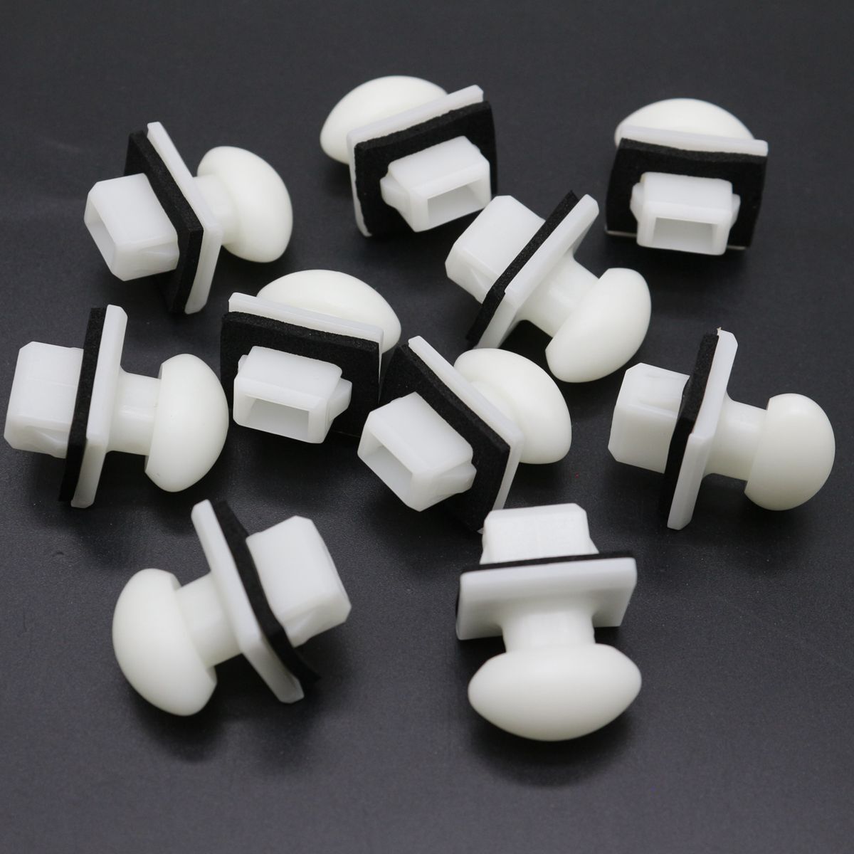 Front-end molded clamp anti-collision cover retainer suitable for Ford W705849-S300 Quantity 10