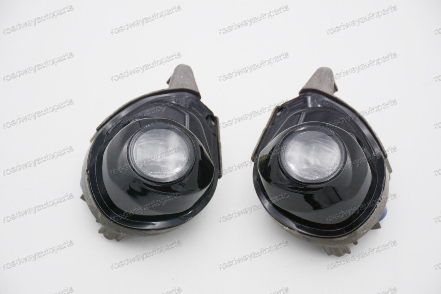 Front Bumper Left Right Fog Lights Driving Lamps for Mazda 3 Axela 2017 2018