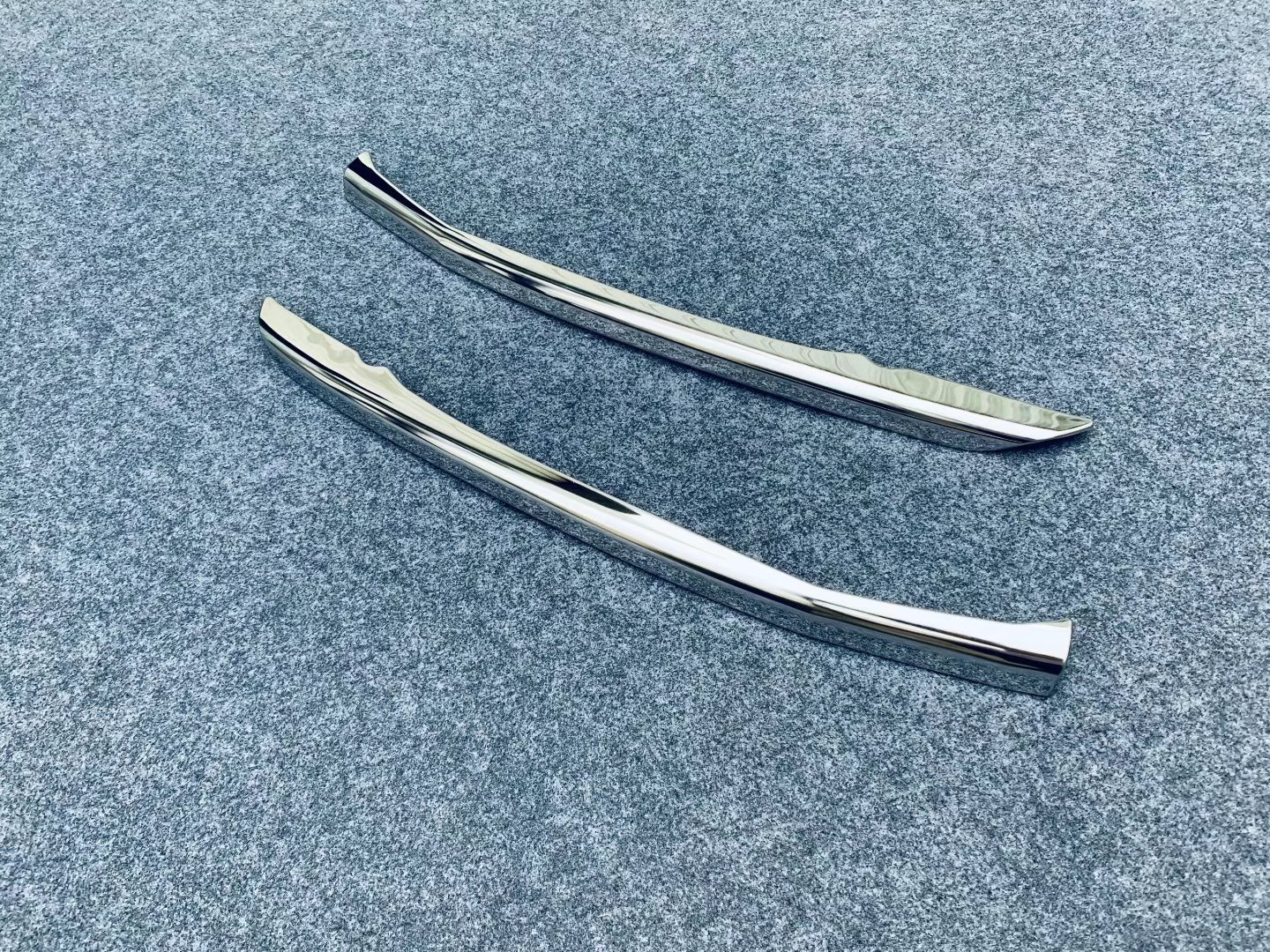 Chrome Steel Rear Bumper Protector Corner Cover For 2020-23 for Toyota Harrier Venza