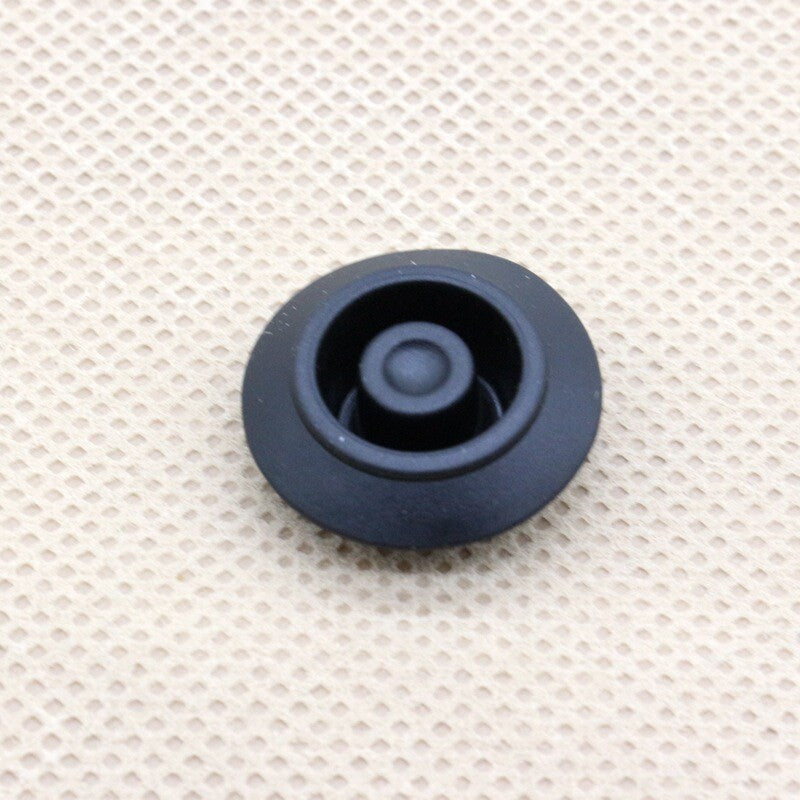 5-Piece Pack of Car Body Hole Plug Rubber Cap Sealing Clips for Nissan 74849-JD00A