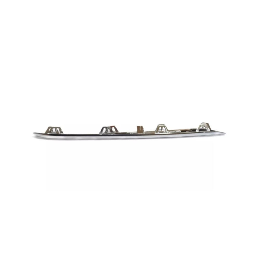 The front bumper center grill is suitable for Mercedes CLA250 C117 14-19