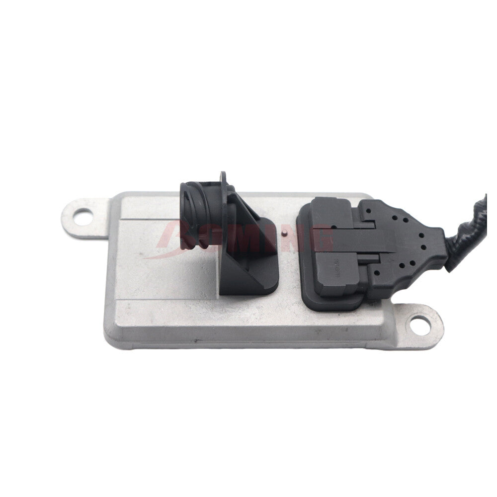 Intake air charging temperature sensor suitable for Mercedes-Benz e420 90-99