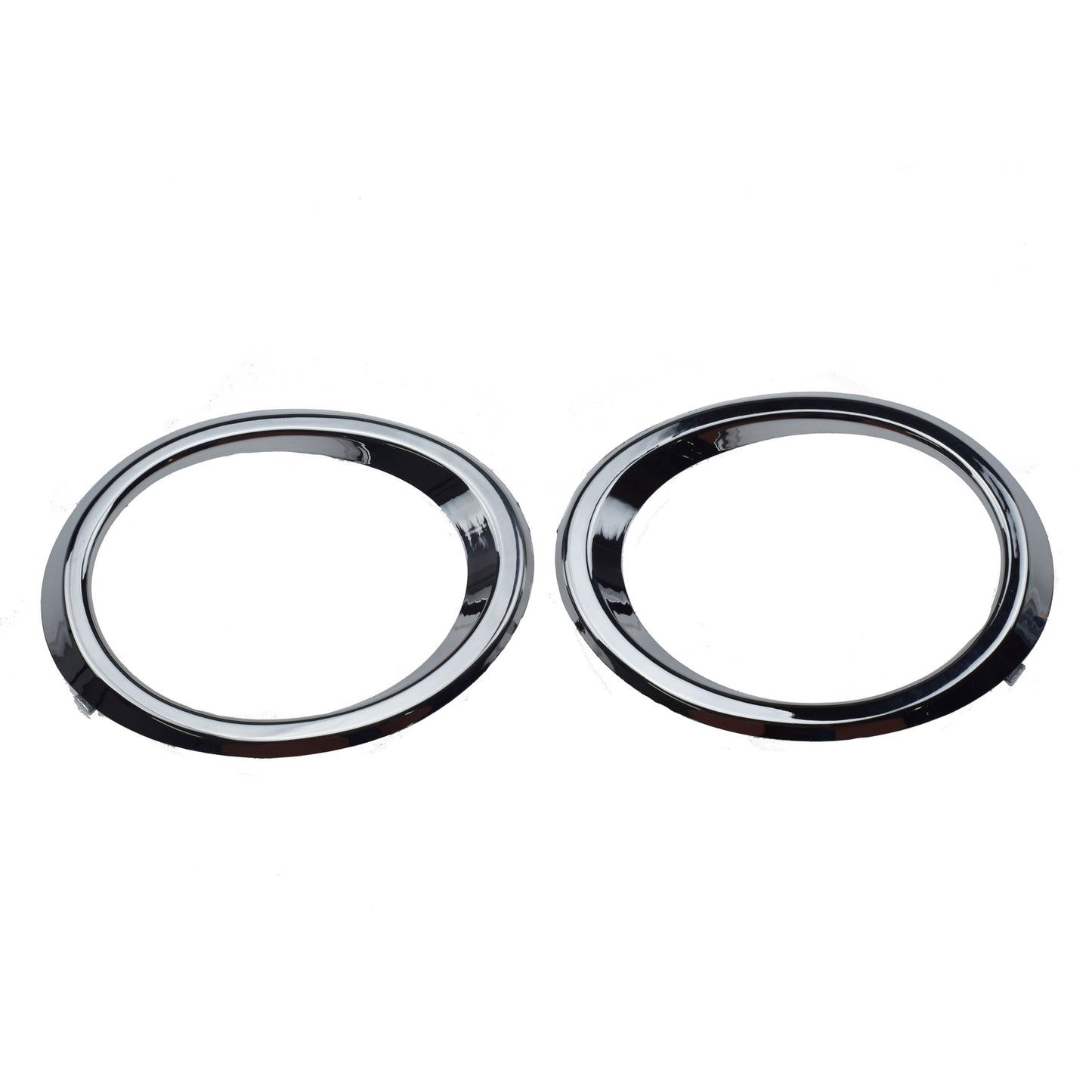 A pair of left and right fog lights with chrome bezels, suitable for Toyota for Camry 2012-2014.