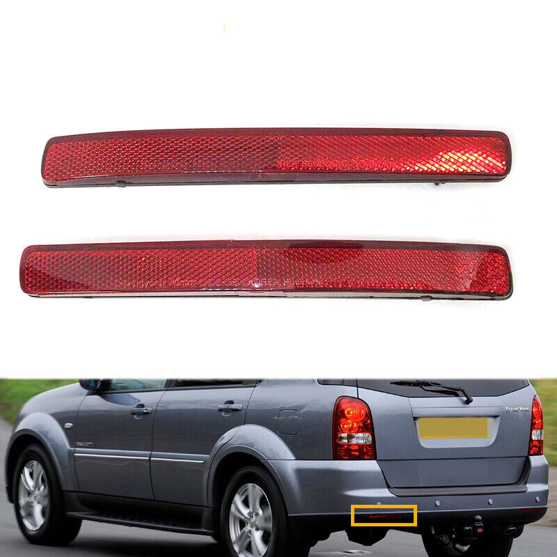 A pair of rear bumper reflectors suitable for Ssangyong REXTON 2006-2017 and KYRON 2007-2011