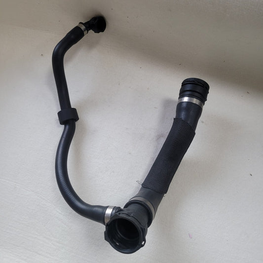 Upper Radiator Coolant Hose for BMW F80 F80N F82 F83
