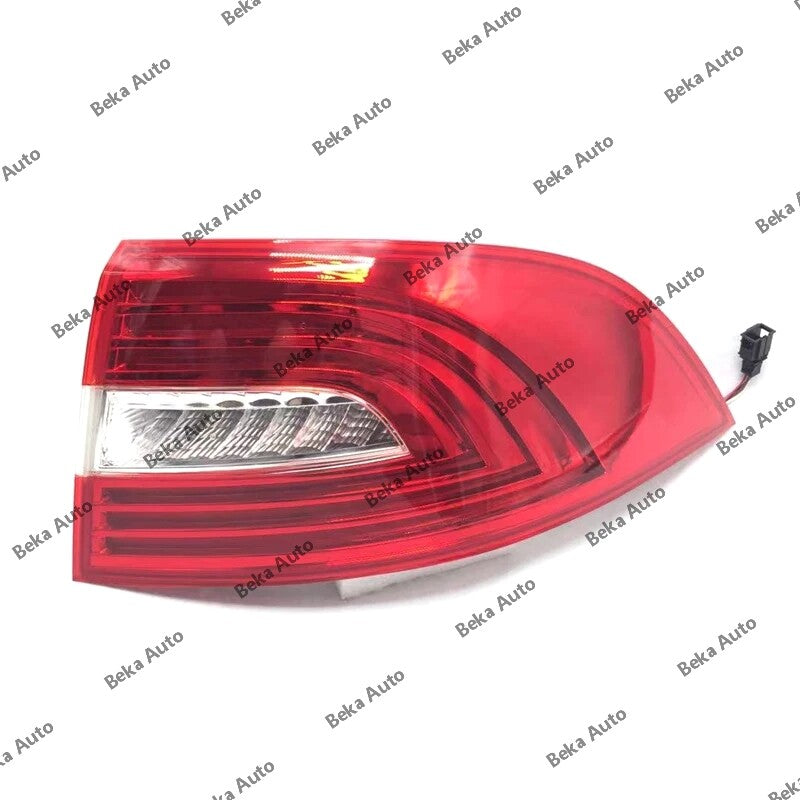 1 piece for Skoda Superb 2013 2014 2015 right rear bumper taillight and brake light