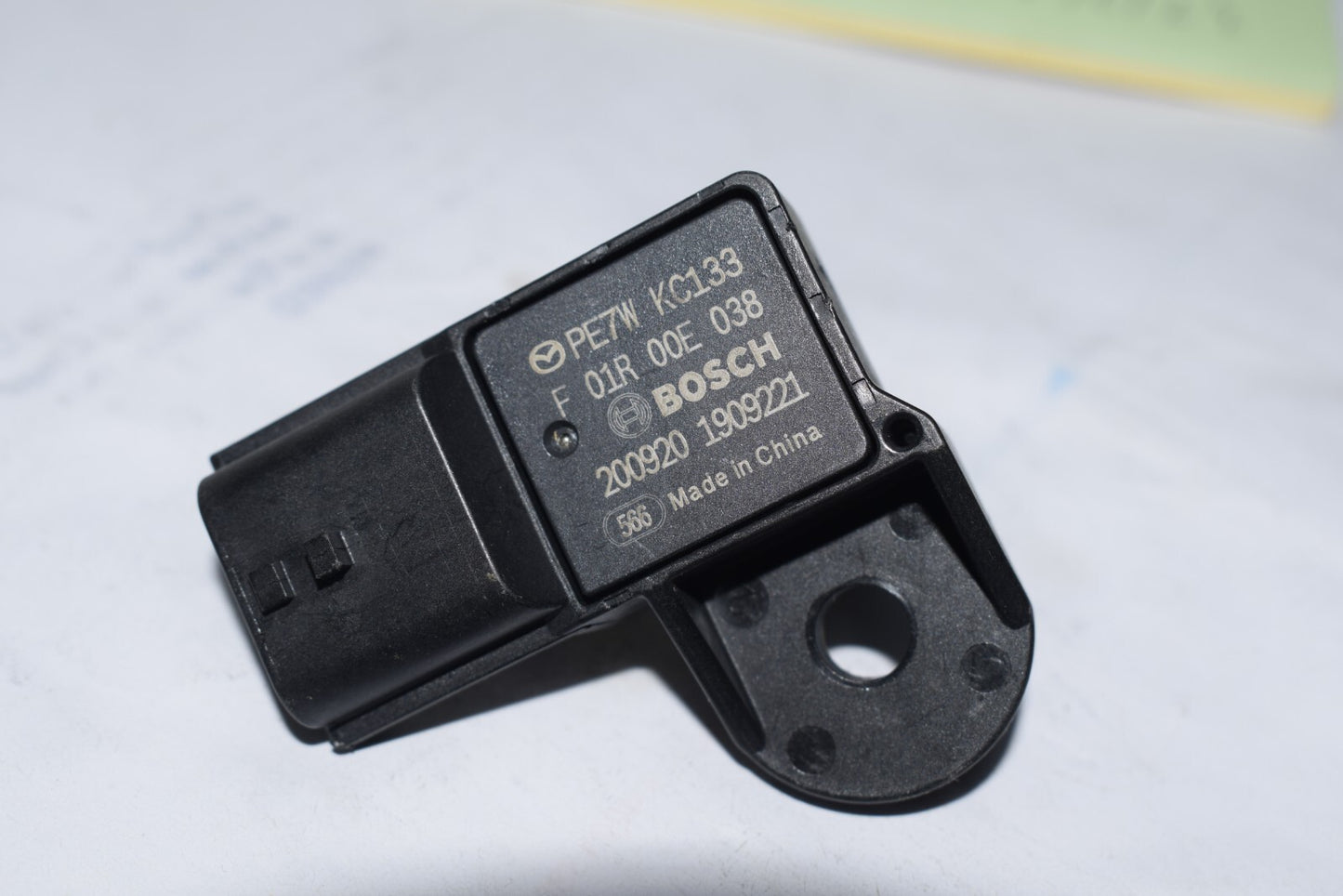 Throttle Position Sensor for 98-05 for Kia Rio Sephia Spectra for Kia for Volvo 0K24718911