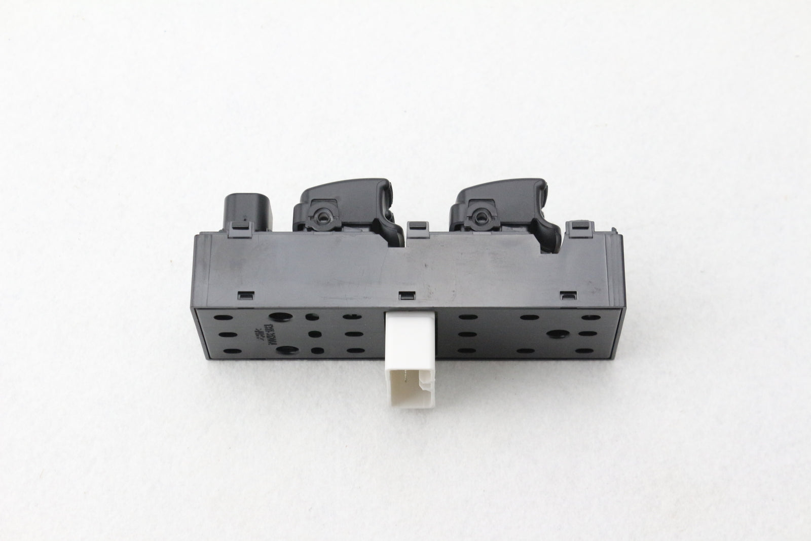 1Pc Front Left Power Window Master Switch 93570-1C110 for Hyundai Getz 2005