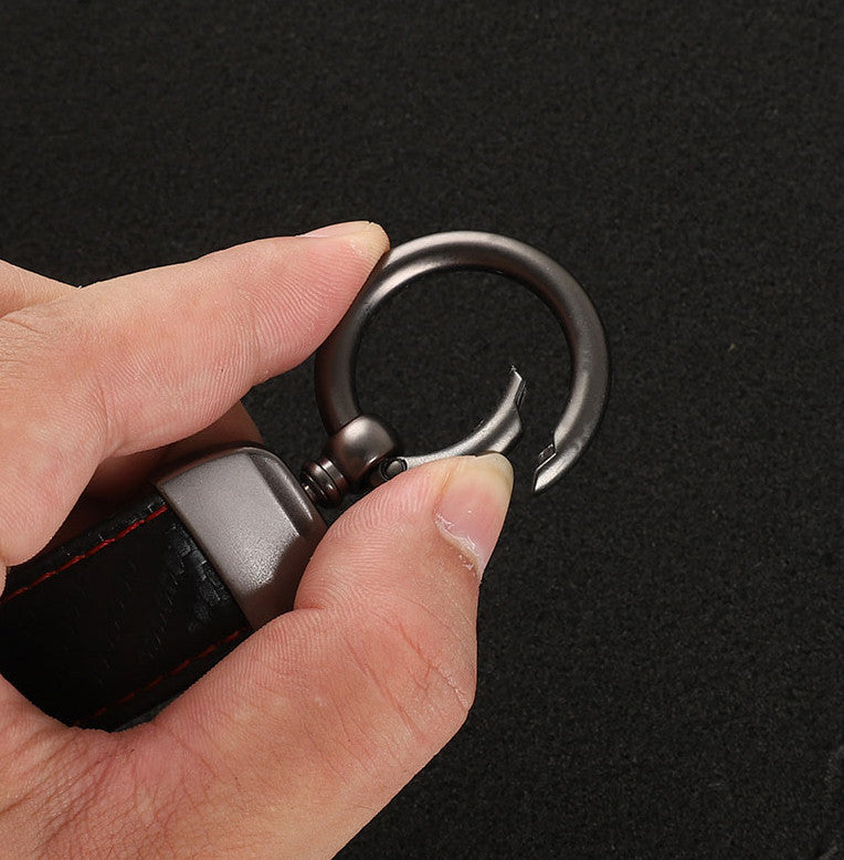 Suitable for Alfa Romeo Giulietta car keychain/key ring, dark brown leather, horseshoe shape, gift.