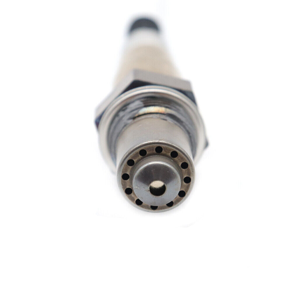 One-piece rear O2 oxygen sensor LR028931, new, for Land Rover LR2 for Range Rover Evoque.
