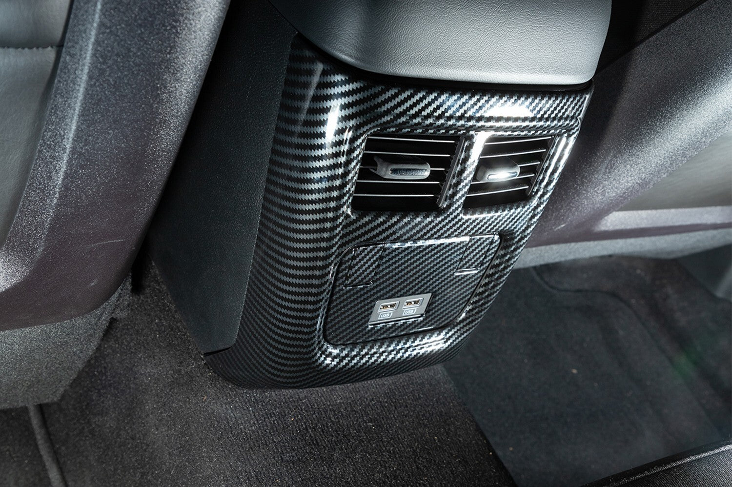 for Dodge Charger for Chrysler 300 Rear Air Outlet Vent Panel Trim Carbon Fiber