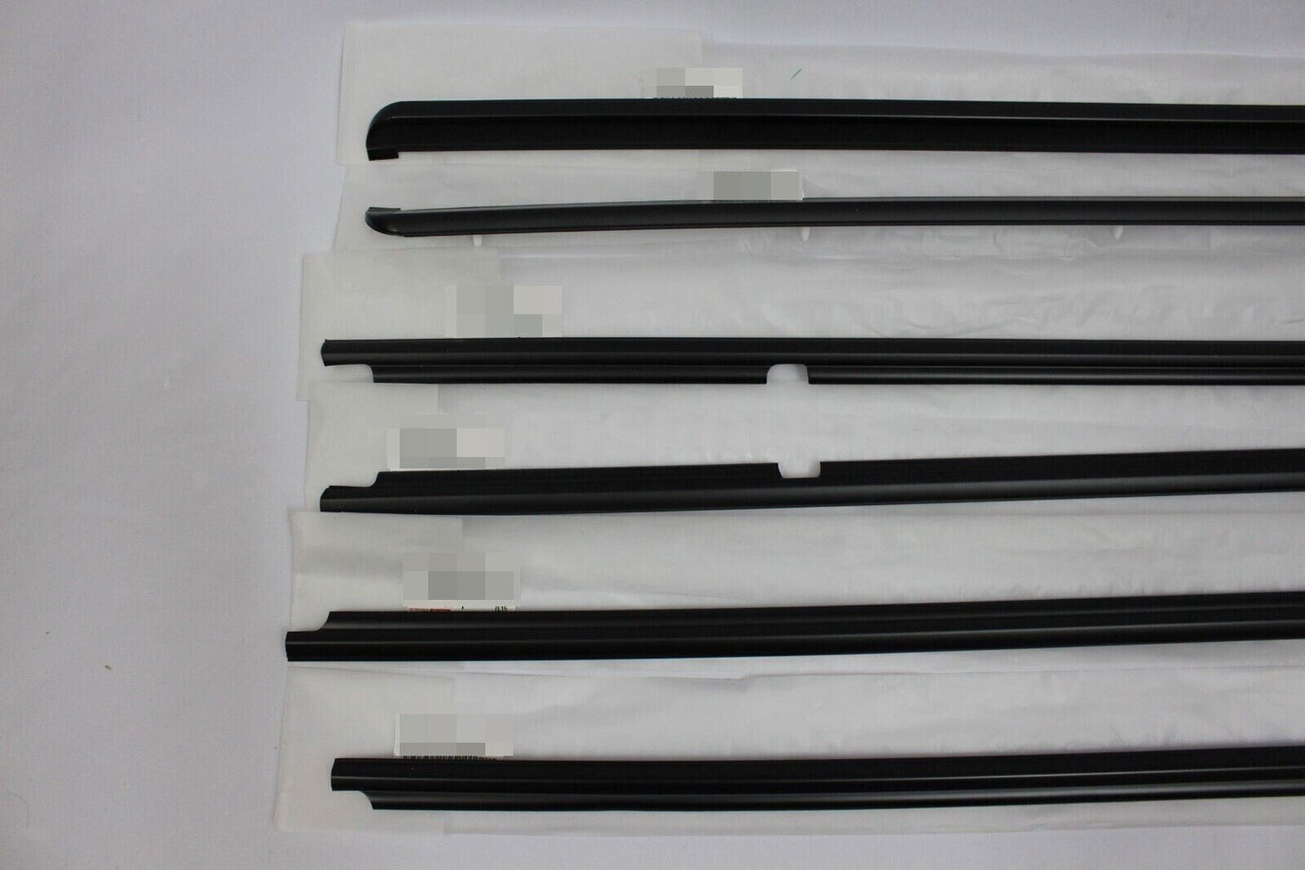 for Toyota for Lexus LX470 for Land Cruiser 98-2007 Window Glass Seal Door Belt Strip 6X