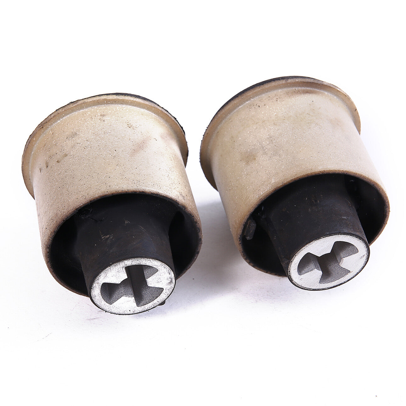 2Pcs Rear Axle Bushing Fit for VW for Golf MK4 for Jetta Polo for AUDI A3 TT
