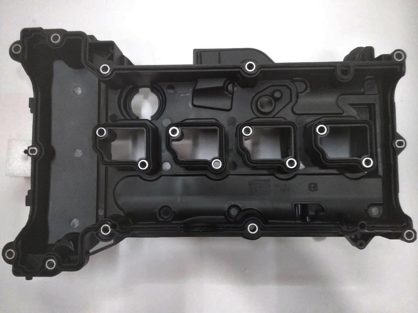 Valve Cover With Gasket fits 2012-2015 for Mercedes-Benz C250 W204 SLK250 R172 1.8L