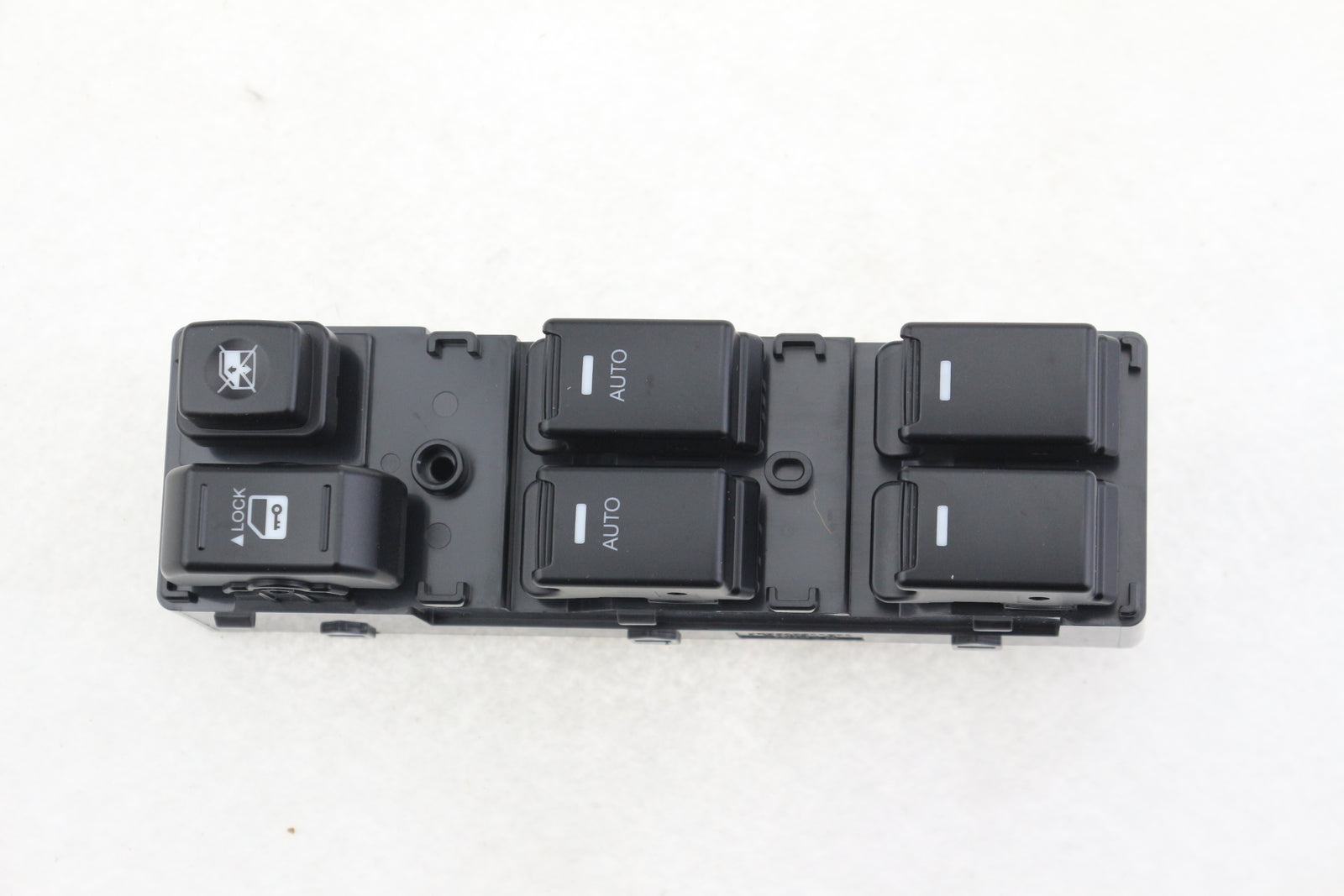 Car Electric Door Power Window Switch 93570-2P200 Fit for Kia Sorento 2010-2012