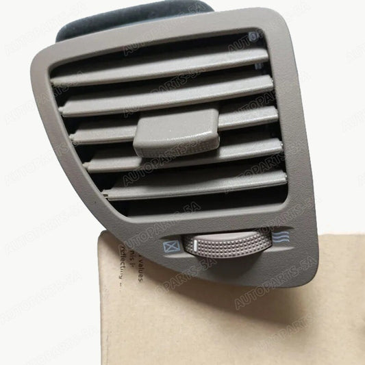 Side ventilation duct for passenger's right hand applicable to 05-10 for Kia Sportage 97490-1F000UB